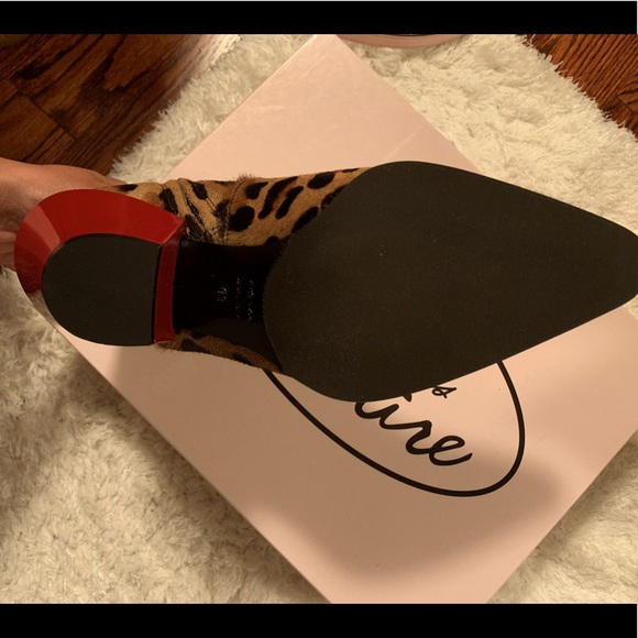 BRAND NEW booties 👞 - Picture 3 of 4